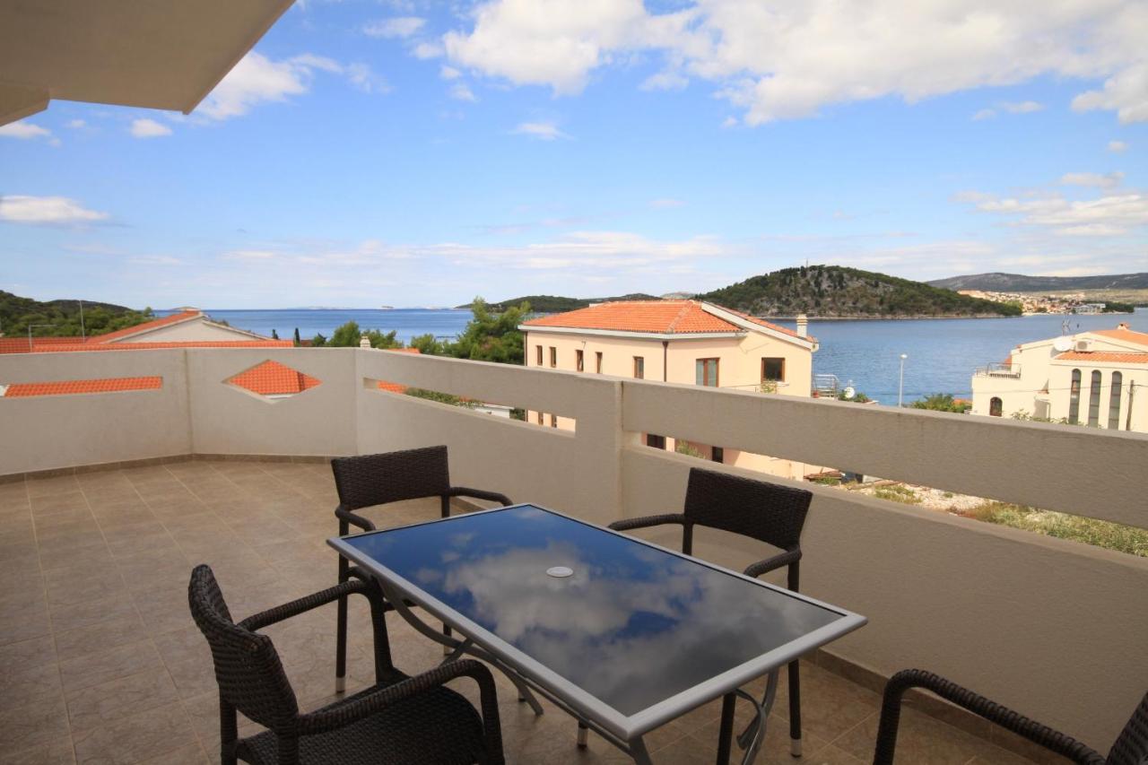 Apartments By The Sea Razanj, Rogoznica - 8361 Exterior photo